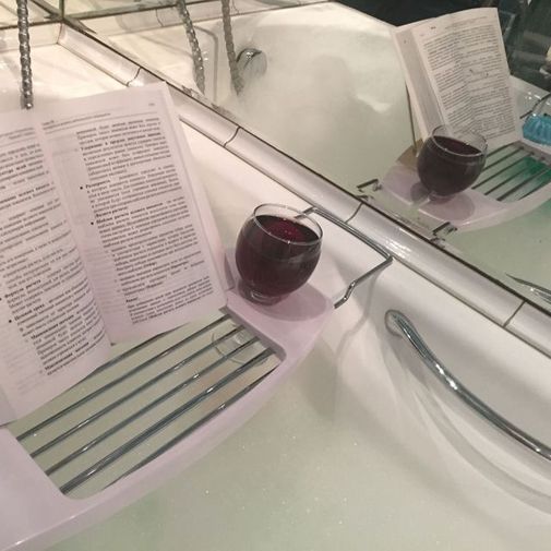 Столик для ванной Umbra Oasis Бокал вина