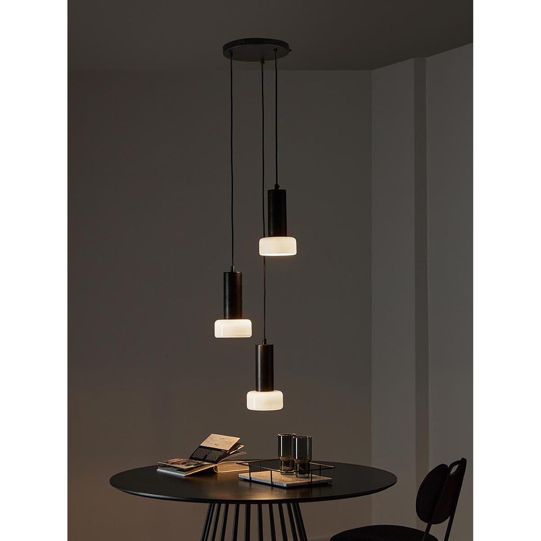 Светильник подвесной каскадный Fungus, 15х25 см, 3 плафона, белый/черный