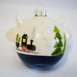 Фарфоровый елочный шар Коровка с елочкой (ручная роспись)