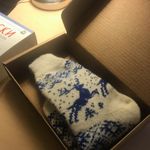 Носки шерстяные белые с синими оленями Отзыв Носки шерстяные белые с синими оленями Отзыв