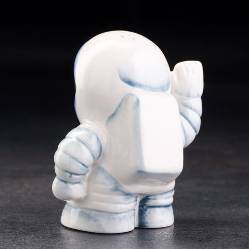 Солонка фарфоровая Космонавт Инопланетянин