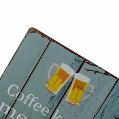 Металлическая табличка Coffee Keeps Me Going
