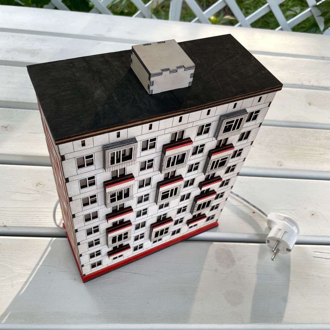 Ночник Брежневка (8 этажей)