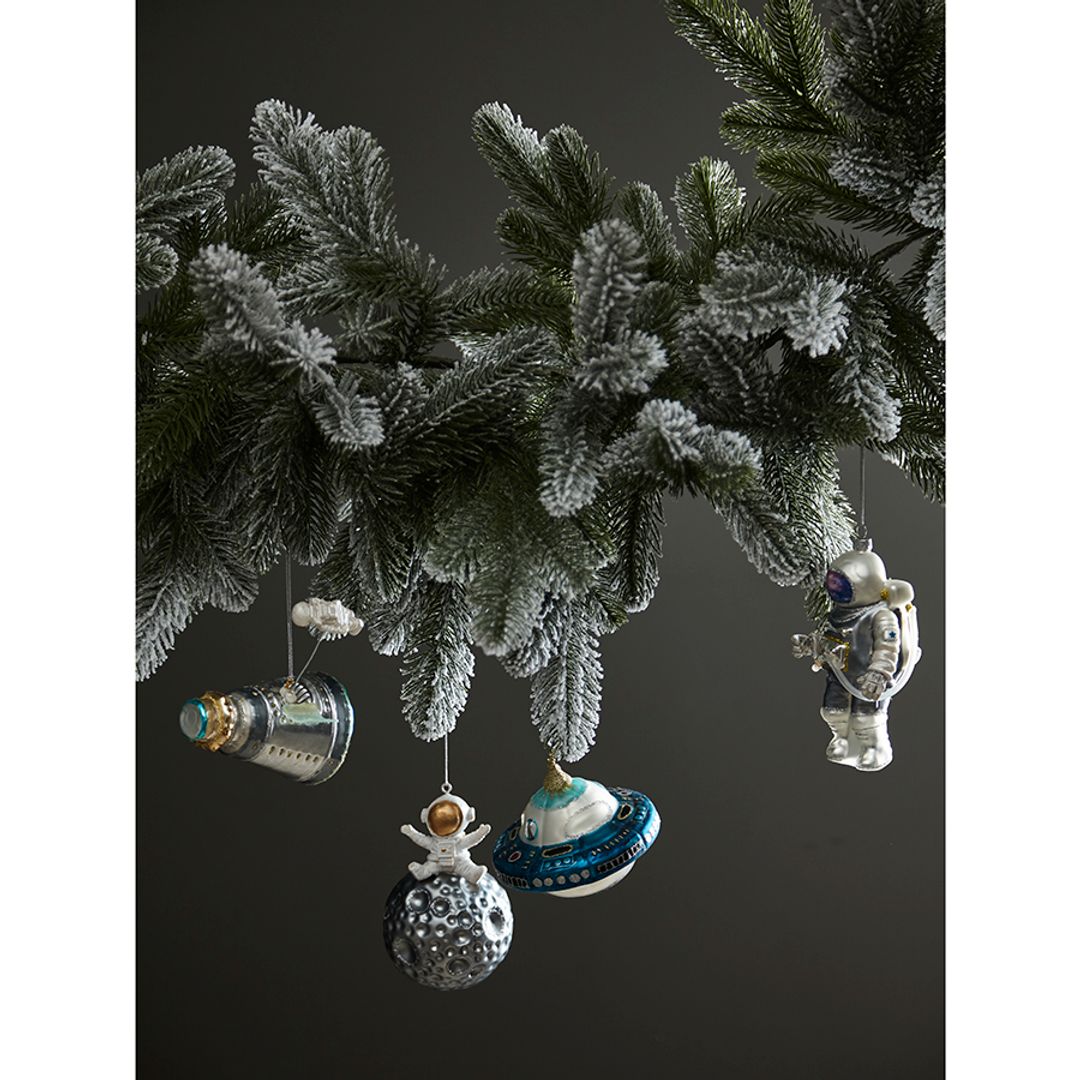 Набор ёлочных украшений Cosmic Saga (4 шт) Набор ёлочных украшений Cosmic Saga (4 шт)