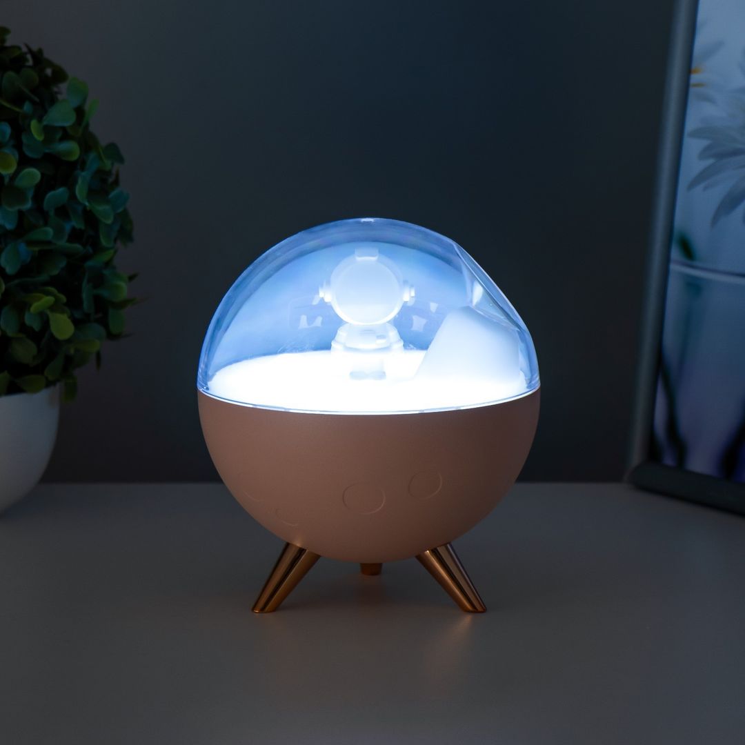 Ночник увлажнитель Космонавт Ночник увлажнитель Космонавт