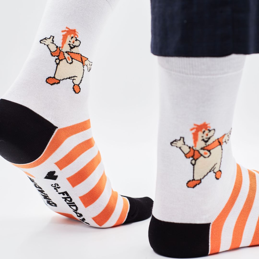 Носки В меру упитанный мужчина в полном расцвете сил Носки В меру упитанный мужчина в полном расцвете сил