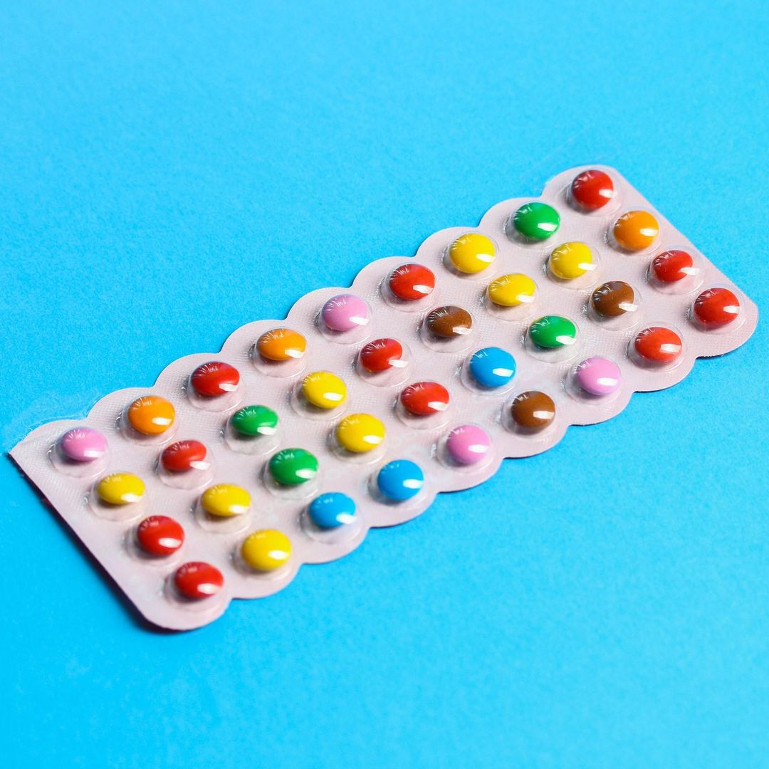 Драже шоколадное Не оливье, но тоже вкусно