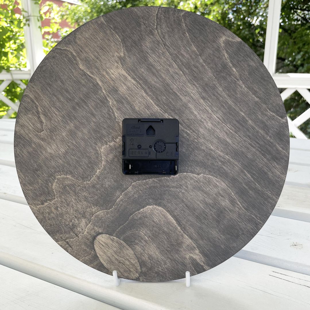 Часы настенные 3-7-11 Серый