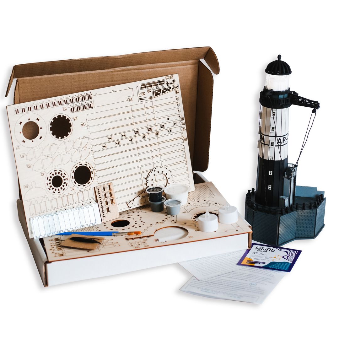 Модель сборная Маяк Ар-Мен (Франция) Модель сборная Маяк Ар-Мен (Франция)