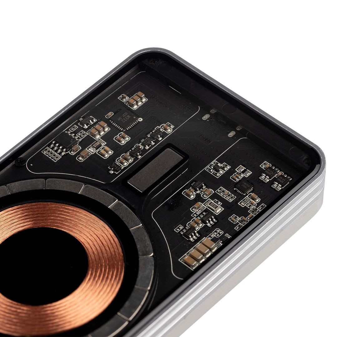 Аккумулятор Cooper Ergo 5000 мАч (Серебристый) Аккумулятор Cooper Ergo 5000 мАч (Серебристый)