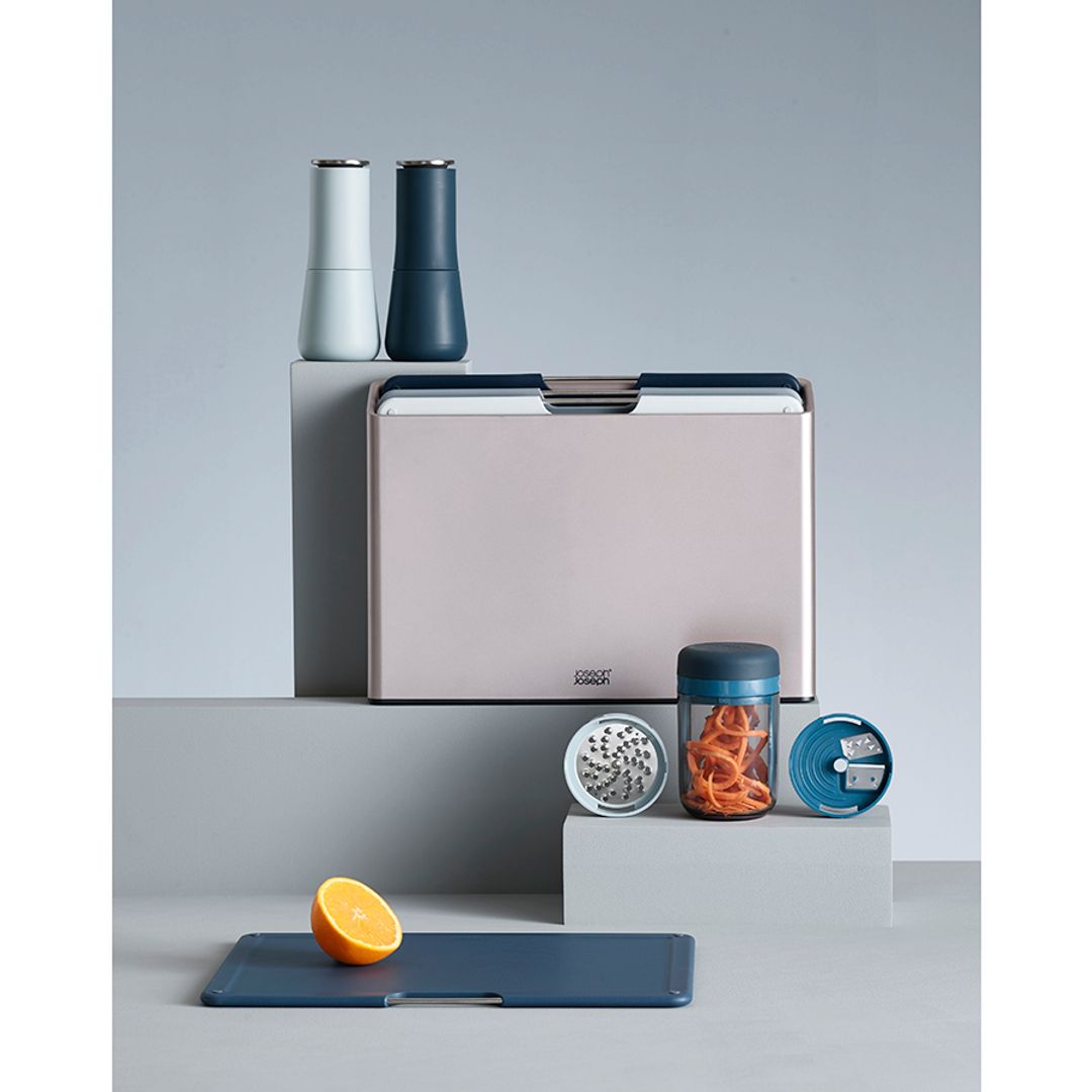 Терка спиралайзер с тремя лезвиями и контейнером для хранения Spiro