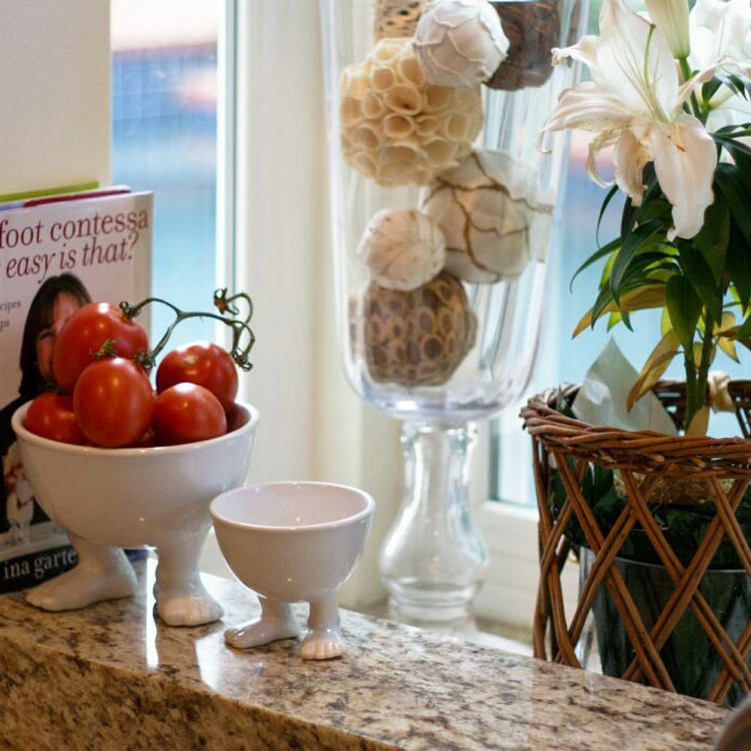 Миска на ножках Dylan Kendall (малая) Миска на ножках Dylan Kendall (малая)