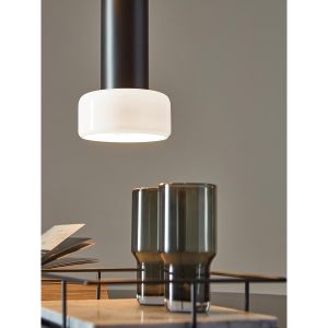 Светильник подвесной каскадный Fungus, 15х25 см, 3 плафона, белый/черный Светильник подвесной каскадный Fungus, 15х25 см, 3 плафона, белый/черный