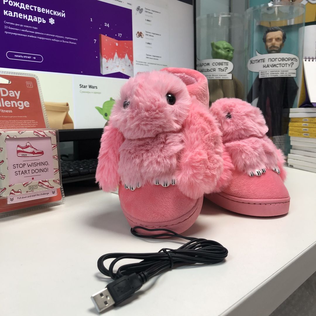 Тапочки с подогревом от USB Розовые кролики