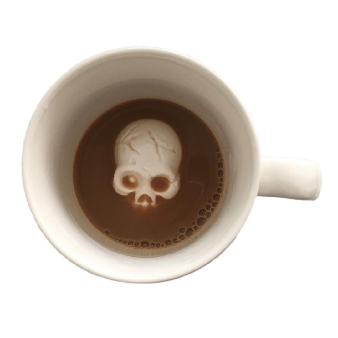 Кружка с сюрпризом на дне Череп