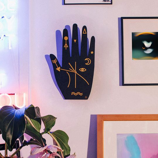 Часы настенные Mystic Time Hand