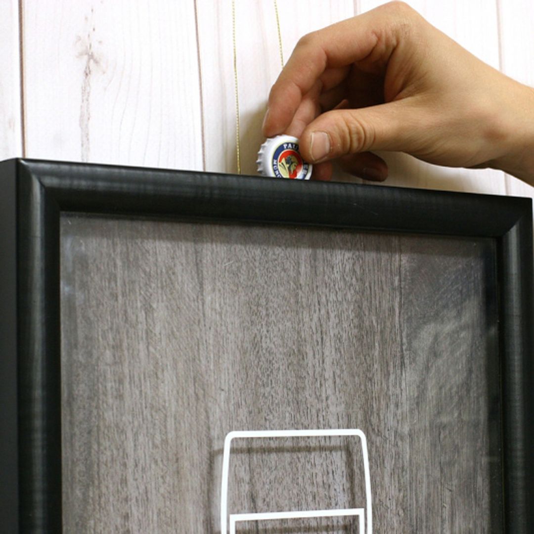 Копилка для пивных крышек и пробок Beer time Прорезь для крышек