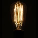 Лампа Эдисона ST64 В темноте