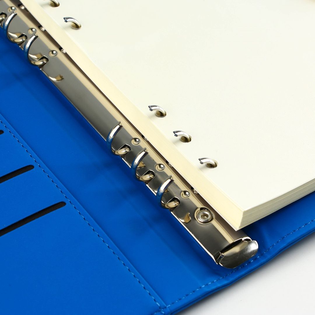 Ежедневник со встроенной зарядкой и флешкой Мои цели