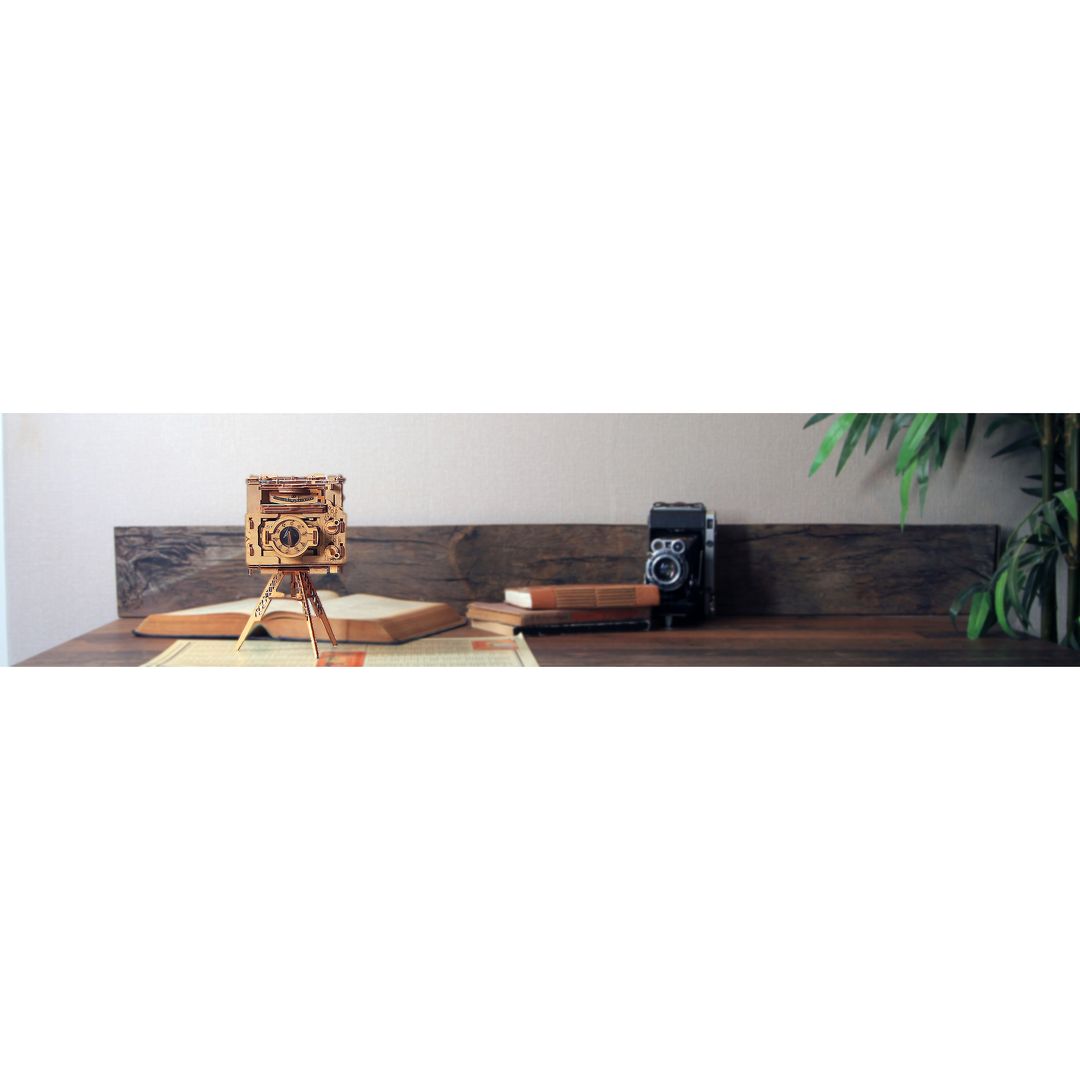 Квест-шкатулка Квестбокс: Фотоаппарат Шерлока Холмса (оригинал!) Квест-шкатулка Квестбокс: Фотоаппарат Шерлока Холмса (оригинал!)