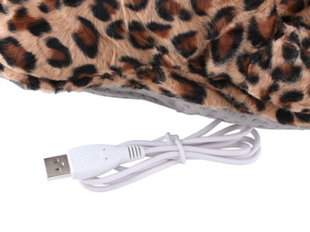Тапок с подогревом от USB Лапа Леопарда