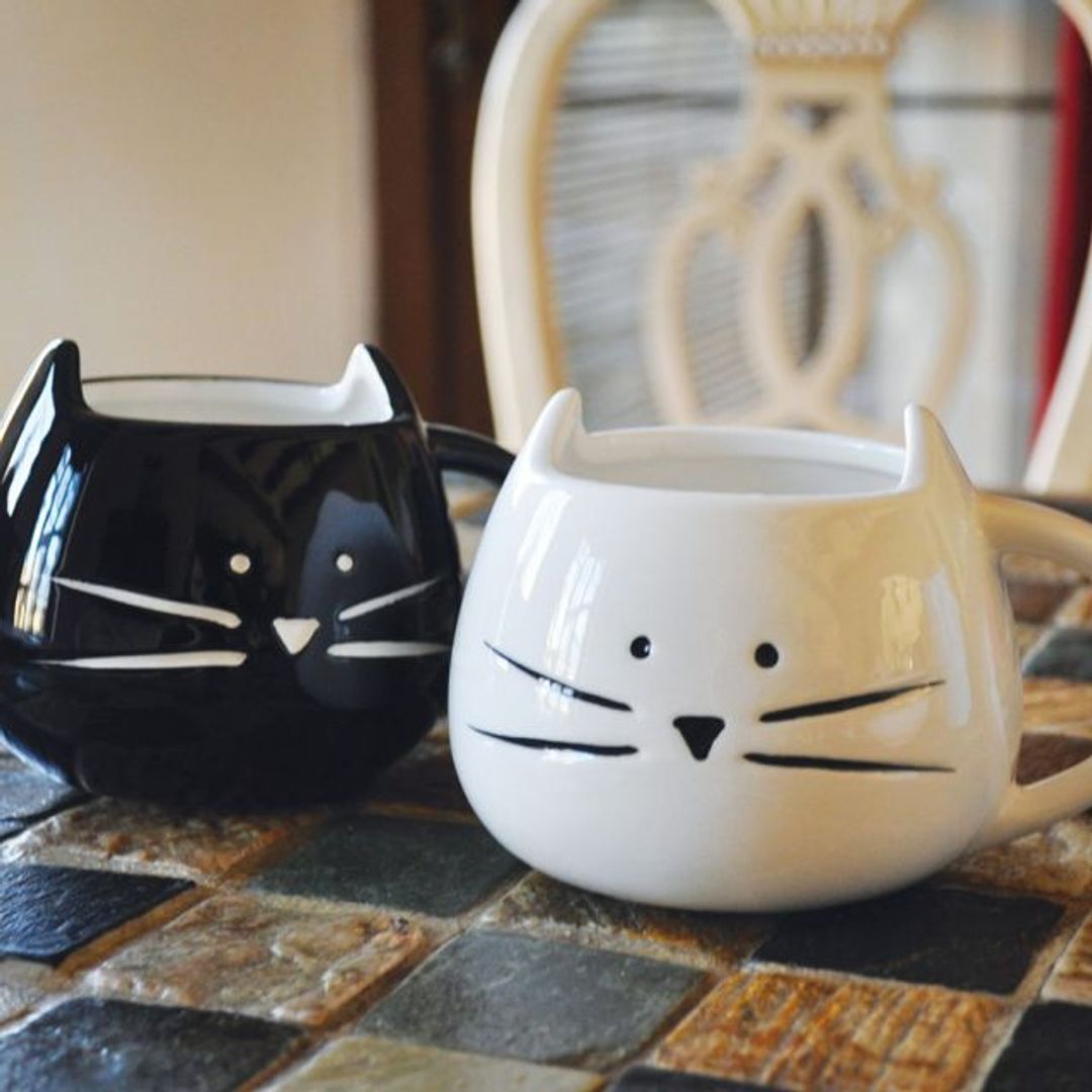 Кружка Котенок (Белая и черная) Кружка Котенок (Белая и черная)