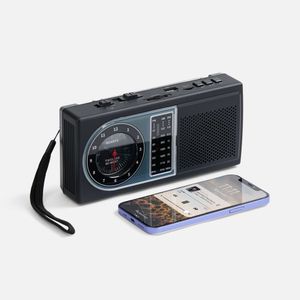Bluetooth-колонка с радио Comradio (черный) Bluetooth-колонка с радио Comradio (черный)