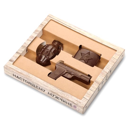 Подарочный шоколадный набор Любимому защитнику (граната, пистолет, пряжка)