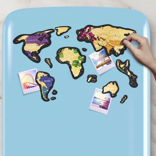                                      Магнитная Скретч-карта мира Travel Map Magnetic World