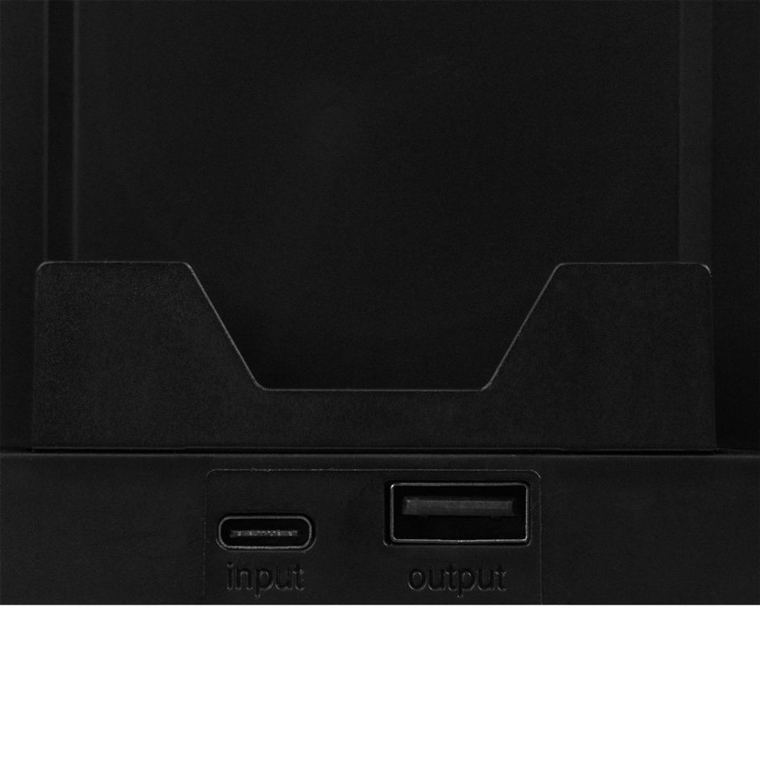 Зарядная станция с часами и подсветкой multiEnergy Зарядная станция с часами и подсветкой multiEnergy